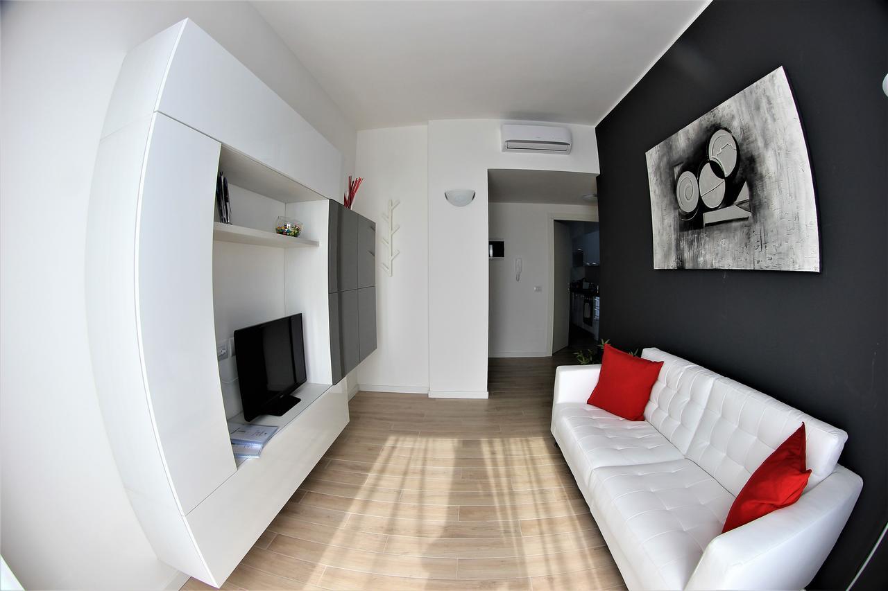 אפרטהוטל ססטו סן ג'ובני Residenze Italia מראה חיצוני תמונה