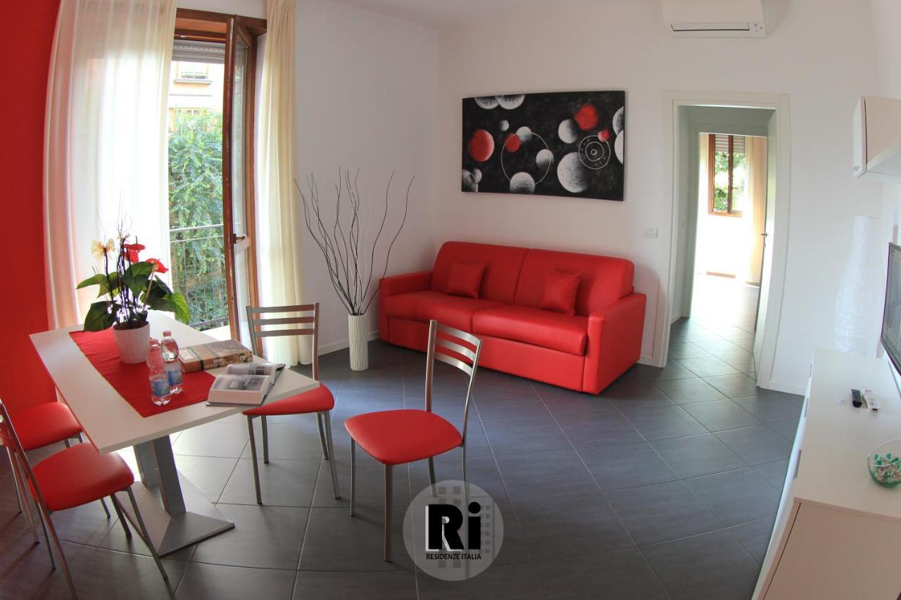 אפרטהוטל ססטו סן ג'ובני Residenze Italia מראה חיצוני תמונה