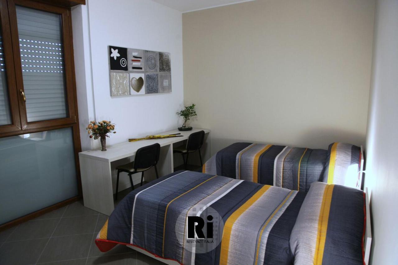 אפרטהוטל ססטו סן ג'ובני Residenze Italia מראה חיצוני תמונה